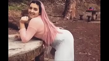 Mia Amaral moving and twerking ass